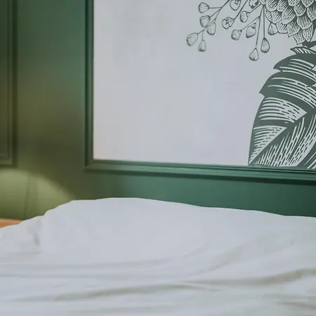 Biloba Coliving House ベッド・アンド・ブレックファスト シャルルロワ
